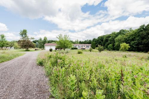 2979 Wiersma, Cedar Springs MI 49319-8660 exterior