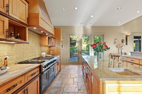 105 Spearpoint Cv, Georgetown TX 78628-6953 exterior