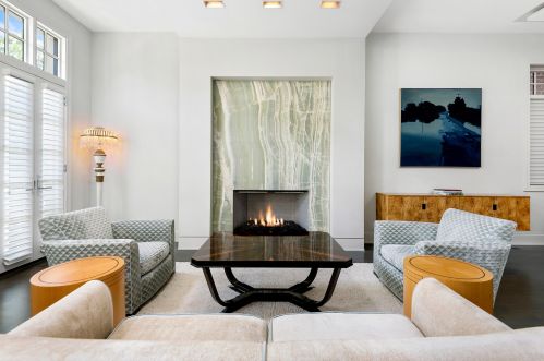 1950 Orch St, Chicago IL 60614-5495 exterior