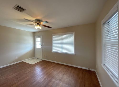 200 Chaparral Rd, Austin TX  78745-5702 exterior