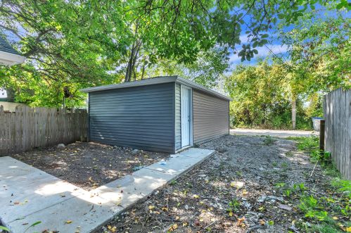 2643 3rd St, Milwaukee WI 53207-1409 exterior