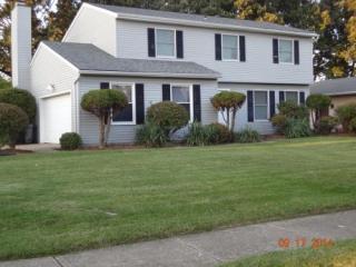 14800 Bennington Dr, Cleveland OH  44136-8114 exterior