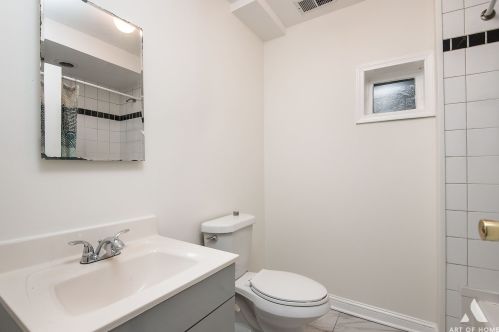 907 Racine Ave, Chicago IL 60643-5402 exterior