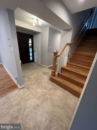 1807 Youngblood St, Mc Lean VA  22101-5244 exterior