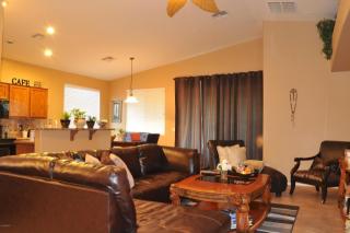 42031 45th Dr, Phoenix, AZ 85086-1445