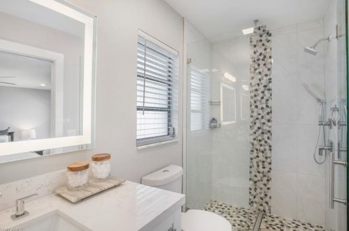 525 102 Ave, Naples FL 34108-3213 exterior