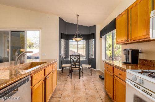 12286 New Dawn Ave, Tucson AZ 85755-1607 exterior