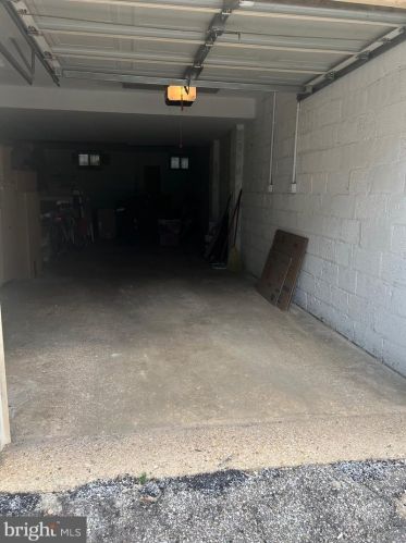 210 Oakwood St, Washington DC  20032-1754 exterior