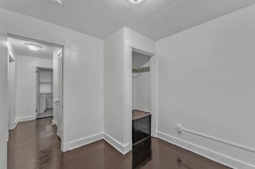 2659 Glenmawr St, Pittsburgh PA 15204-1830 exterior