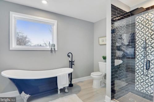 900 Prospect St, Silver Spring MD  20912-6875 exterior