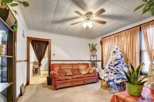 6037 Kenneth Ave, Chicago IL 60652-1108 exterior