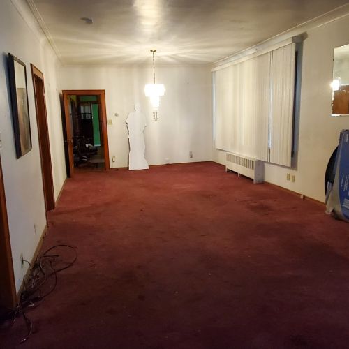 8633 Marquette Ave, Chicago, IL 60617-2417