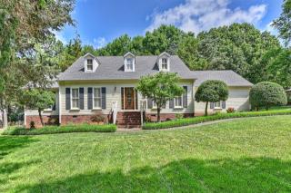 4135 Windwood Cir, Charlotte NC  28226-7928 exterior