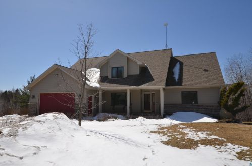 5795 Ratika Rd, Duluth, MN 55810-9576