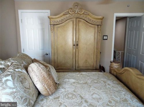 2449 Camac St, Philadelphia PA 19148-4311 exterior