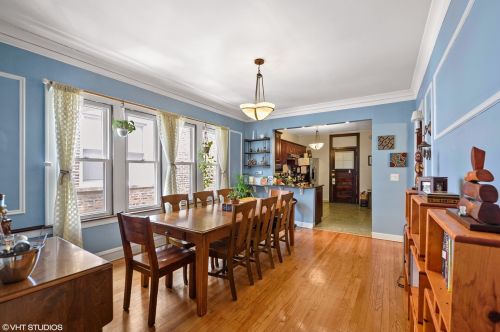 2220 37th St, Chicago IL 60609-1039 exterior