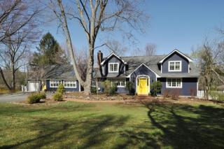 46 Blackberry Ln, Morristown, NJ 07960-6404