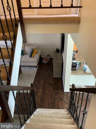 6064 Chicory Pl, Alexandria VA 22310-4411 exterior