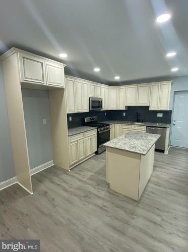 2502 29th St, Philadelphia PA  19132-3022 exterior