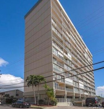 1215 Alexander St, Honolulu HI  96826-1237 exterior