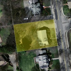 823 Chestnut St, Newton MA  02468-2328 aerial view