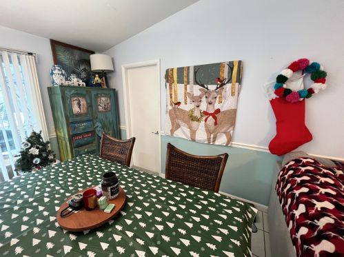 201 Thornhill Dr, Fort Pierce FL  34984-4467 exterior