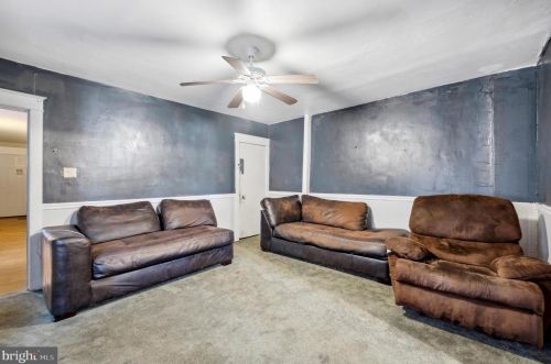 733 Wilson St, Chester PA 19013-2129 exterior