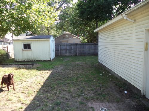 2265 Harrison Ave, Meskegon MI 49441-1325 exterior