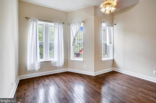 309 K St, Washington DC  20003-3452 exterior