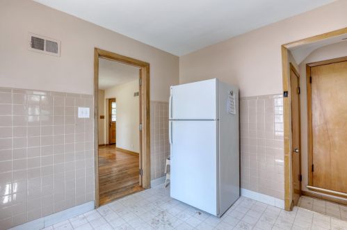 2660 70, Milwaukee WI 53219-2507 exterior