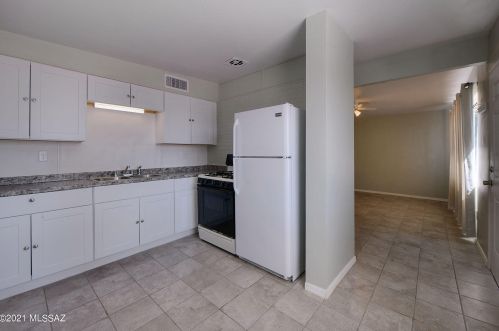 4541 32 St, Tucson AZ 85710-6038 exterior