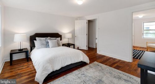 335 Manton St, Philadelphia PA 19146-3811 exterior