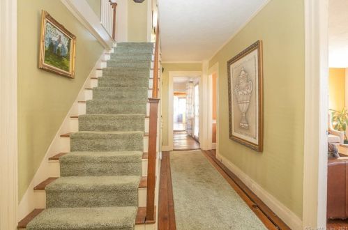 340 Lincoln St, New Britain CT 06052-1640 exterior