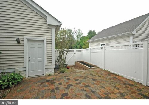 15 Story Pl, Trenton NJ  08691-4143 exterior