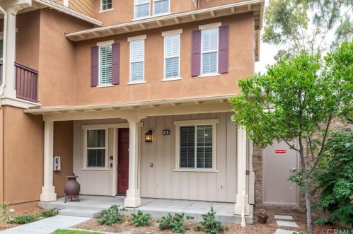 86 Liberty St, Tustin, CA 92782-6514