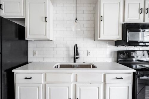 1625 Hosea L Williams Dr, Atlanta GA  30317-2048 exterior