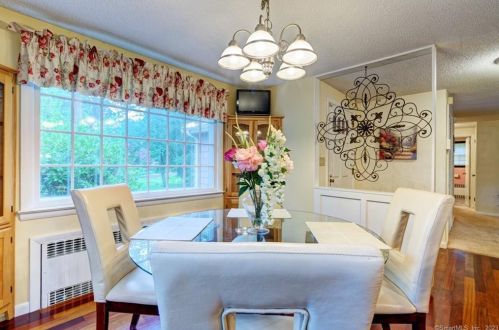 108 Hickory Hl Rd, New Britain CT 06052-1009 exterior