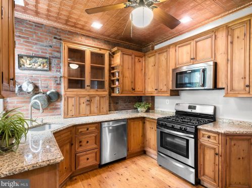 129 Sixth St, Media PA 19063-2409 exterior