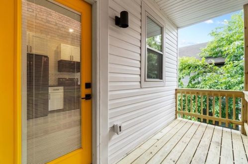 5145 Holmes St, Pittsburgh PA  15201-2433 exterior