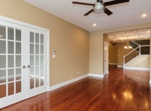 8240 Bishop St, Chicago, IL 60620-3924