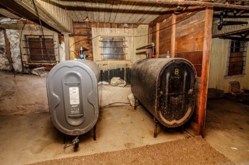 387 Putnam Pike, Killingly CT 06241-1608 exterior