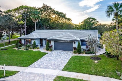 2901 24th Ter, Boca Raton FL  33431-6203 exterior