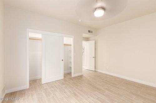 2494 Camino Valle Verde, Tucson AZ  85715-3405 exterior