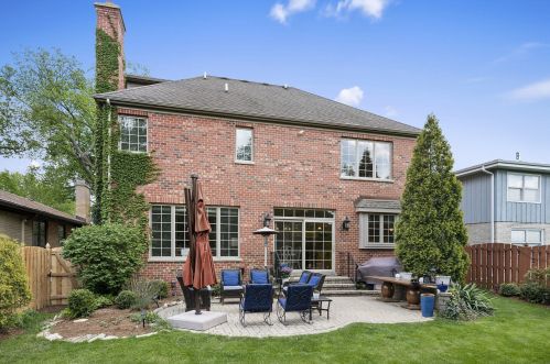 482 Prospect Ave, Elmhurst IL 60126-4325 exterior