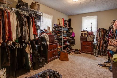 1837 Dorsey Ave, Atlanta GA 30344-6823 exterior