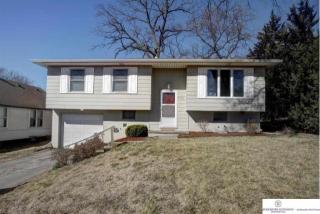 3710 70th Ave, Omaha, NE 68104-2568