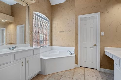 2138 Mustang Trl, Frisco TX 75033-8378 exterior