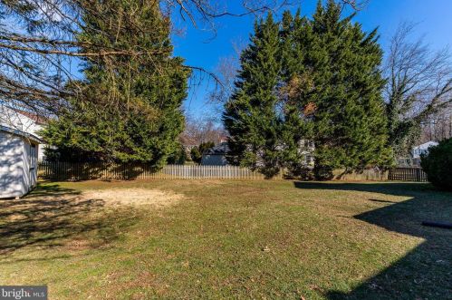 12712 Prospect Knl Dr, Bowie MD 20720-4607 exterior