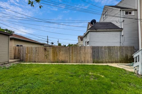 2947 Avers Ave, Chicago IL 60623-4543 exterior