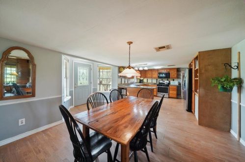 20836 Fm 359 Rd, Hempstead TX 77445-8214 exterior